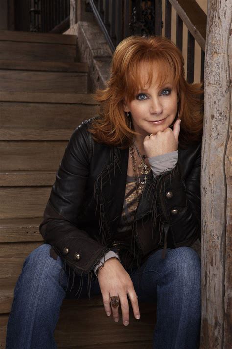 Reba McEntire Nude Fakes (Photos) 